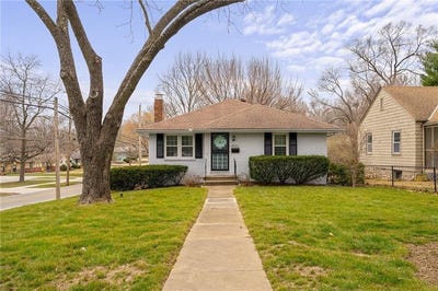 /international/us/8830-ivanhoe-trail-kansas-city-mo-110108448641/