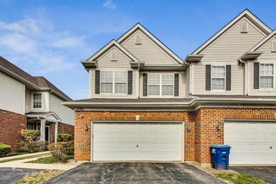 /international/us/1686-buckingham-drive-des-plaines-il-110108014392/