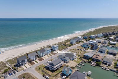 /international/us/1904-ocean-boulevard-topsail-beach-nc-110099815261/