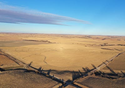 /international/us/777th-road-litchfield-ne-110104539638/