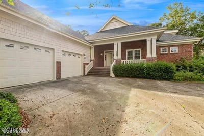 /international/us/132-cedar-point-drive-wallace-nc-110095360008/