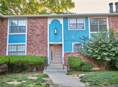 /international/us/8133-holmes-road-kansas-city-mo-110099699783/