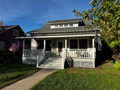 /international/us/321-main-street-s-pierz-mn-110120497819/