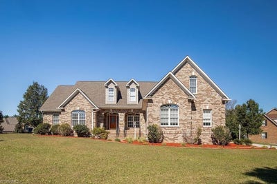 /international/us/1401-sagewood-lane-archdale-nc-110120460464/