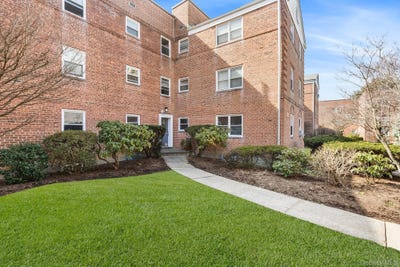 /international/us/320-s-broadway-tarrytown-ny-110106339695/