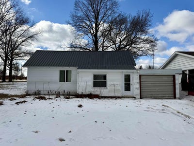 /international/us/401-n-high-street-greene-ia-110105519733/