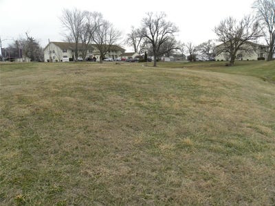 /international/us/606-e-carpenter-street-jerseyville-il-110097335601/