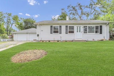 /international/us/111-s-bartlett-road-streamwood-il-110108151422/