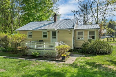 /international/us/109-barden-hill-road-hillsborough-nh-110108090440/