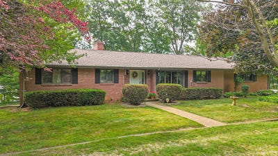 /international/us/55835-davis-lane-dowagiac-mi-110100621062/
