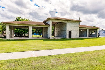 /international/us/555-nw-16th-street-belle-glade-fl-110095124791/