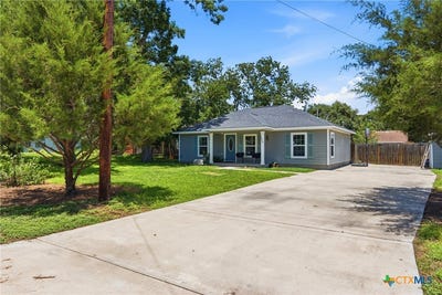 /international/us/554-w-austin-street-luling-tx-110108933622/