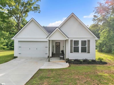 /international/us/404-burrell-street-pendleton-sc-110108582078/