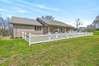 /international/us/775-e-505th-road-aldrich-mo-110107345012/
