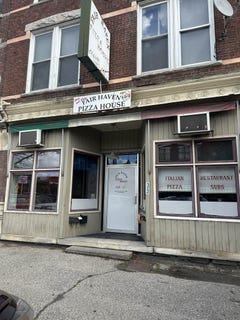 /international/us/33-main-street-fair-haven-vt-110102563167/