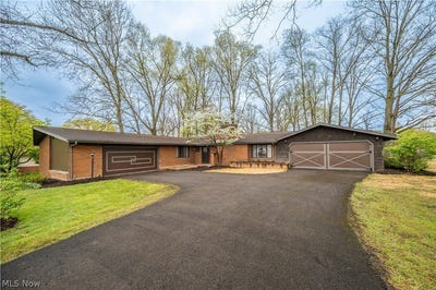 /international/us/1019-park-circle-girard-oh-110107784597/