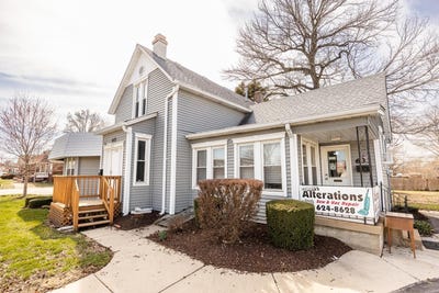 /international/us/633-s-lincoln-avenue-o-fallon-il-110098538219/