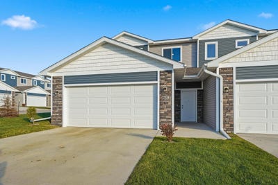 /international/us/807-campusside-place-norwalk-ia-110103434369/