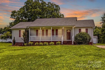 /international/us/189-lochshire-lane-woodleaf-nc-110100396476/