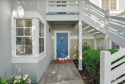 /international/us/2915-n-texas-street-fairfield-ca-110107727119/