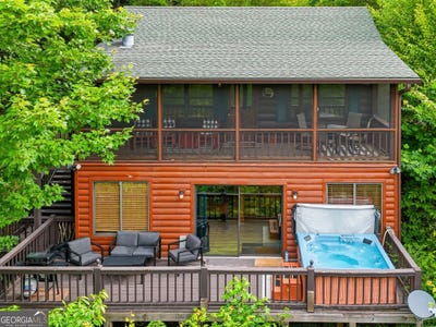 /international/us/216-laurel-creek-road-blue-ridge-ga-110108747953/