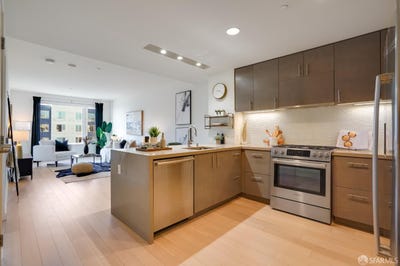 /international/us/52-innes-court-san-francisco-ca-110108824694/