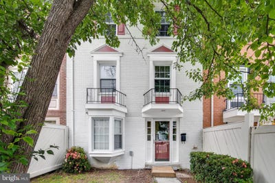 /international/us/8113-pinelake-court-alexandria-va-110101239654/