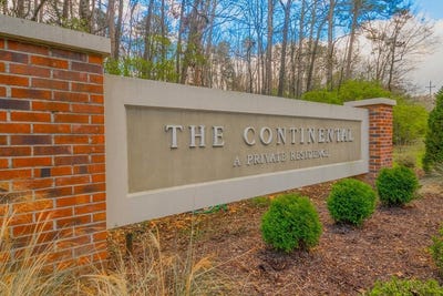/international/us/1414-continental-drive-chattanooga-tn-110106493562/