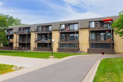 /international/us/3431-kent-street-shoreview-mn-110108615839/