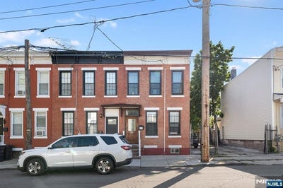 /international/us/37-emmet-newark-nj-110107833027/