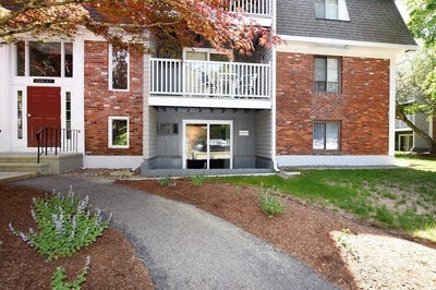 /international/us/220-bedford-st-bridgewater-ma-110108667399/