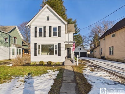 /international/us/129-s-11th-street-olean-ny-110105840761/