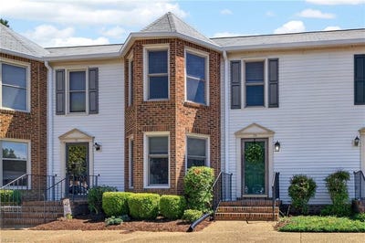 /international/us/129-river-point-drive-suffolk-va-110108110057/