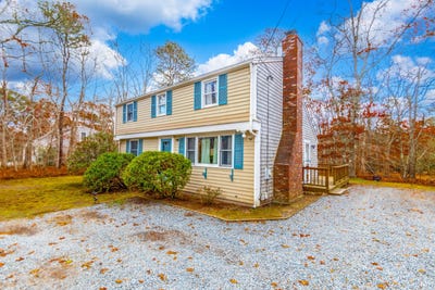 /international/us/236-freemans-way-brewster-ma-110106697772/