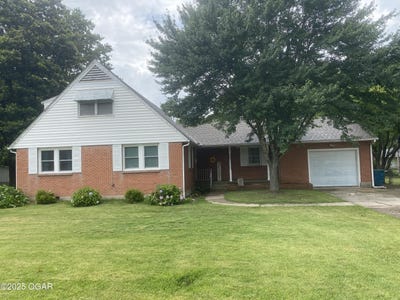 /international/us/404-n-eisenhower-street-monett-mo-110100723017/?lang=es