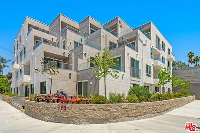/international/us/4406-fulton-st-sherman-oaks-ca-110105367690/
