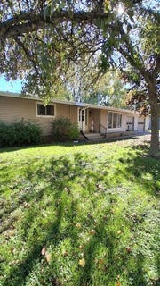 /international/us/506-pease-street-augusta-wi-110120514077/