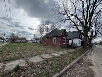 /international/us/315-n-14-1-2-terre-haute-in-110107660190/