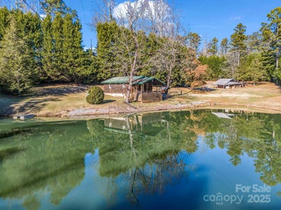 /international/us/620-smith-waldrop-road-columbus-nc-110096632105/