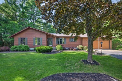 /international/us/4731-springwood-drive-wisconsin-rapids-wi-110108580578/