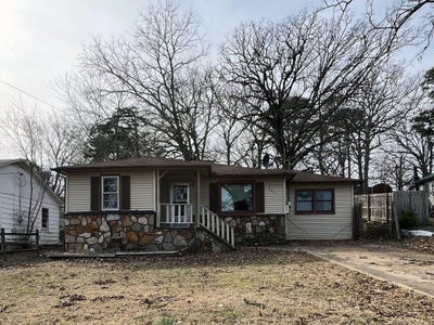 /international/us/607-nevada-avenue-west-plains-mo-110106097480/