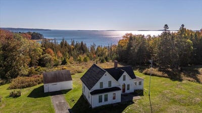 /international/us/689-main-road-islesboro-me-110120137414/