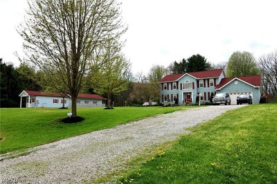 /international/us/8335-township-road-457-loudonville-oh-110107284715/