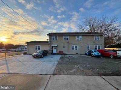 /international/us/220-w-white-horse-pike-berlin-nj-110098524182/
