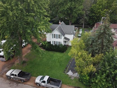 /international/us/1635-delano-avenue-maple-plain-mn-110096628485/