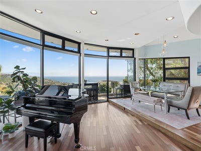 /international/us/1445-bounty-way-laguna-beach-ca-110107897090/