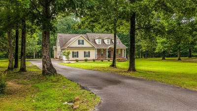 /international/us/213-n-estates-cove-white-hall-ar-110108686492/