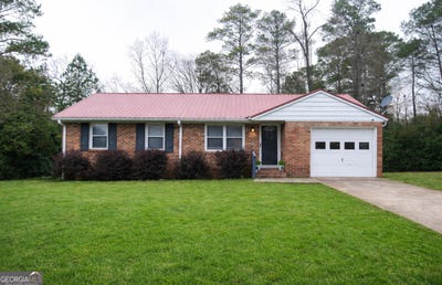 /international/us/1508-cloverdale-road-anniston-al-110104625429/