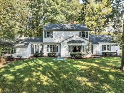 /international/us/3583-w-bath-road-akron-oh-110120413542/