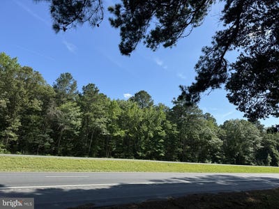 /international/us/lots-76-76b-and-76c-lankford-highway-accomac-va-110100693691/?lang=zh-tw